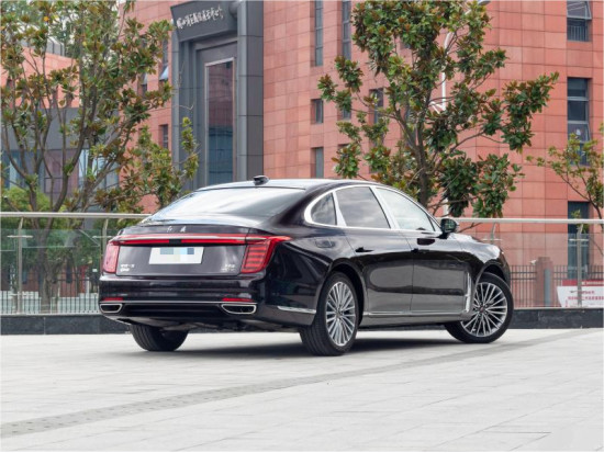 4 Seats / 5 Seats Hongqi H9 Luxury Gasoline 4×2 Limousine