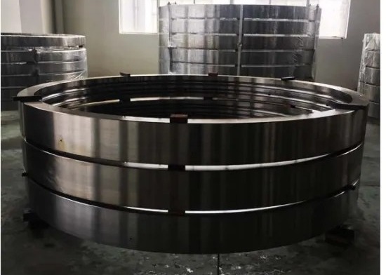 Buy SAE4140 SAE4340 OD3000mm Seamless Forged Steel Ring Rolled Ring Forging at wholesale prices