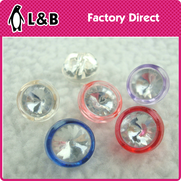 High quality popular beautiful decorative crystal acrylic button