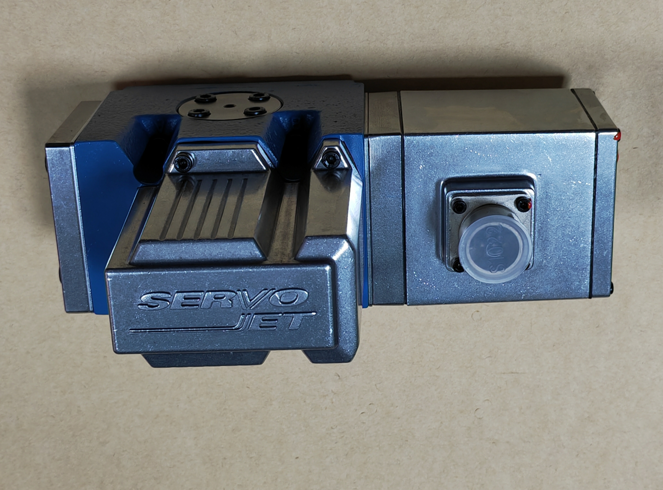 Quality Moog Servo Valve with Radial Shaft Seal Mechanically Driven Pump and Cast Iron Material for Electro-Hydraulic Proportional Control for sale