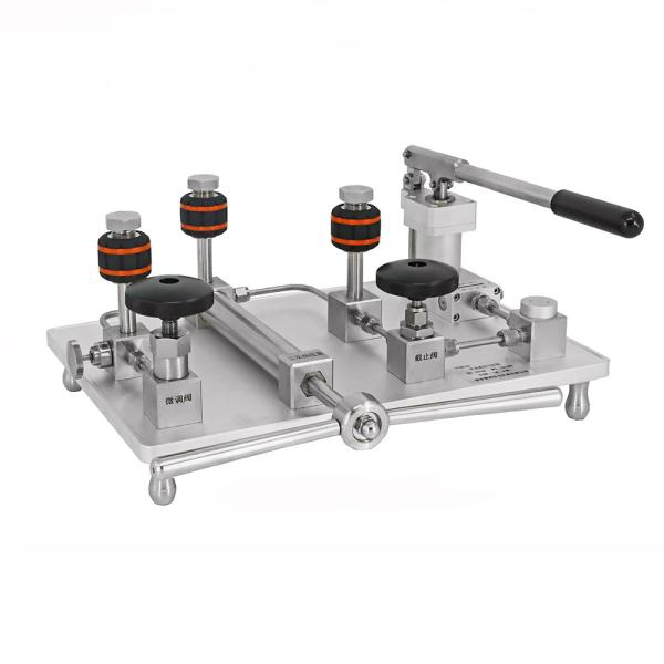 Buy Manual 11 Kg 6MPa Pneumatic Calibration Hand Pump at wholesale prices