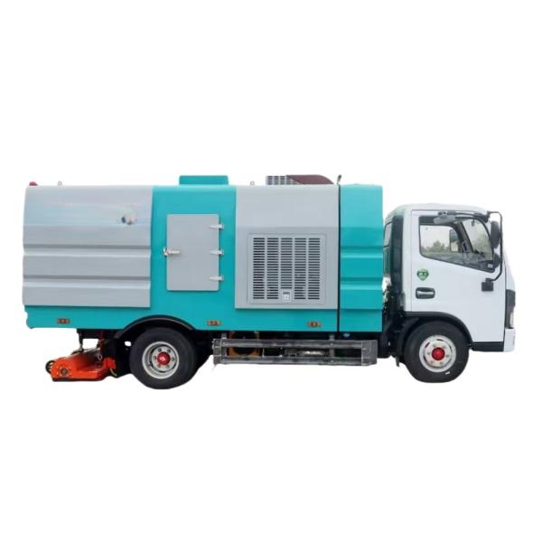 EURO 5 Sanitation Cleaning Truck Diesel Truck Mounted Street Sweeper Vacuum