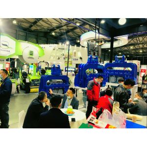 Hydraulic Vibrating Hammer Pile Driver For Construction Equipment Exhibition