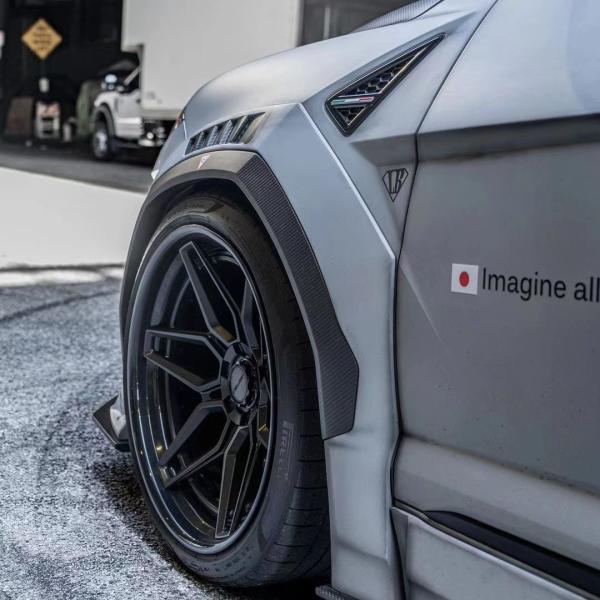 LB Style Wide-body Kit for Lamborghini URUS Carbon Fiber Body Kit Urus Carbon Fiber Front Lip Diffuser Spoiler Wide-body Kit