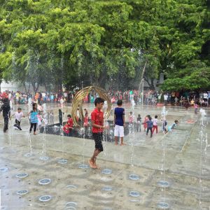 China Children Playing Dry Floor Dancing Musical Water Fountain on sale