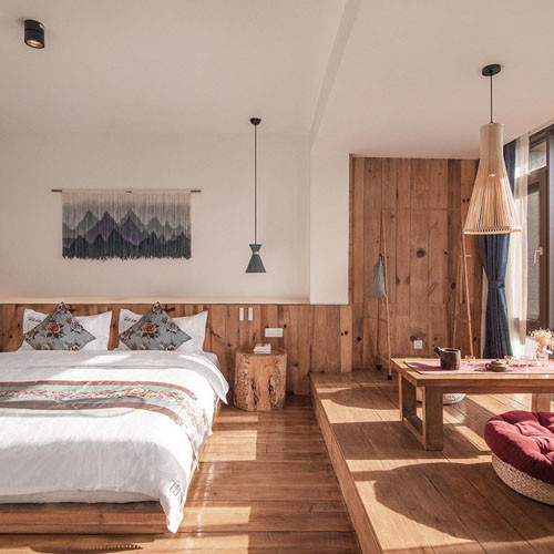 Wear Resistant Wood Protection Coating Nano Resin Floor Paint On The Construction