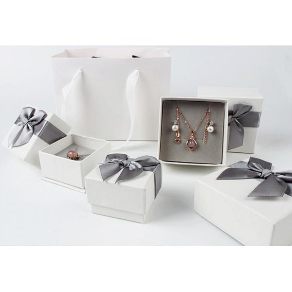 Custom Logo Printed White Paper Cardboard Pendant Necklace Personalized Jewelry Gift Box