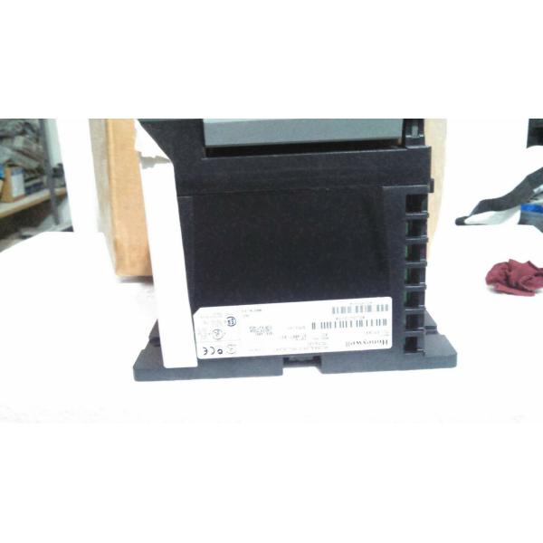 Honeywell TC-RPCXX1 Power Supply Redundant PLC DCS Transmitter Transducer