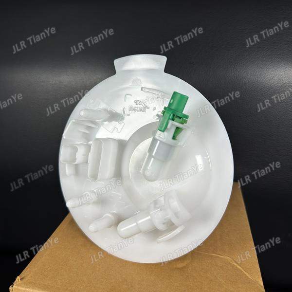 Automotive Filter Cartridge C2Z10550 C2D25076 Fuel Filter For JAGUAR XF 2009-2012 XJ XJL 2010-2012 3.0L