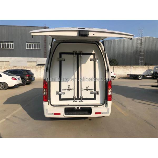 Bread Type Small Truck Refrigerated Transport Fruit 1.5 Ton Freezer Refrigerated Truck