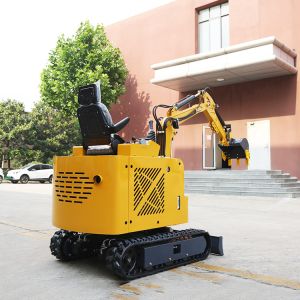 Digging Trenches Small Digger 1.8 Ton Crawler Towable Gasoline Micro Earth