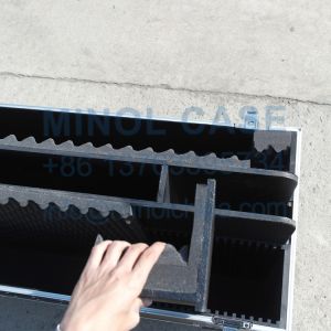 Universal 55 Inch TV Flight Hard Case Aluminum Material