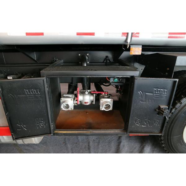 Heavy Oil Tanker Truck Sinotruck 20m3 Tanker Aluminum Alloy MAN Front Axle Flat Cab