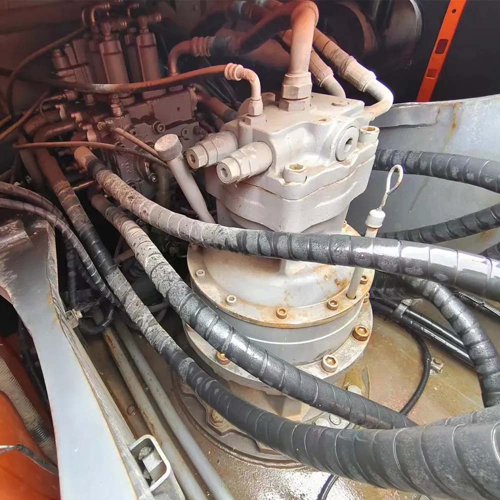 Isuzu Engine 30ton 35ton Large Crawler Excavator Hitachi Zx350-3G Backhoe Digger Zx350 Japan Mini Used Excavator on Sale