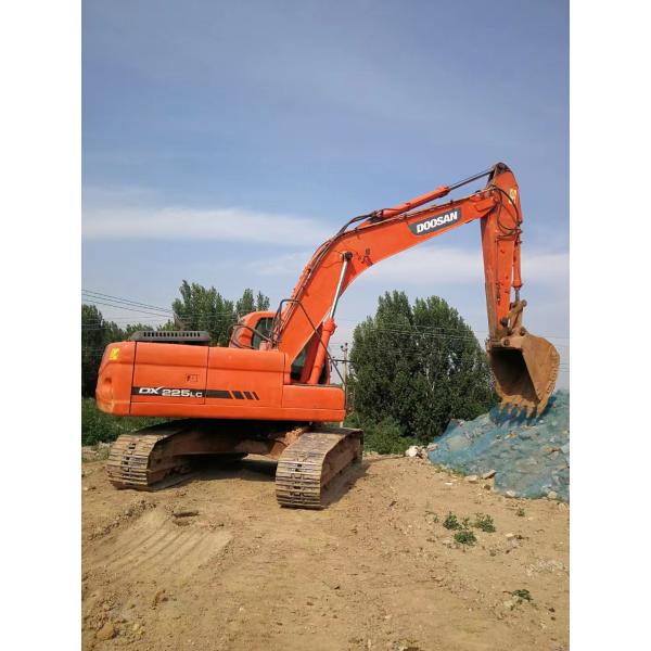 Hydraulic Valve Original Doosan DX225LC Excavator Made in Korea 20600 KG Machine Weight