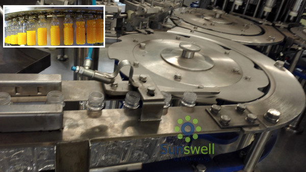 Buy Electric Bottled Juice Beverage Filling Machine With Discharge Starwheel at wholesale prices