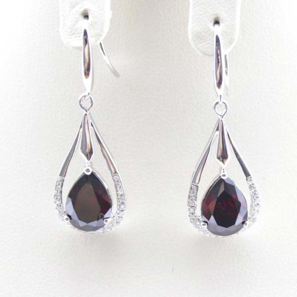 White Gold Plated 925 Silver 7x9mm Oval Amethyst Cubic Zirconia Earrings (PSJ04585)