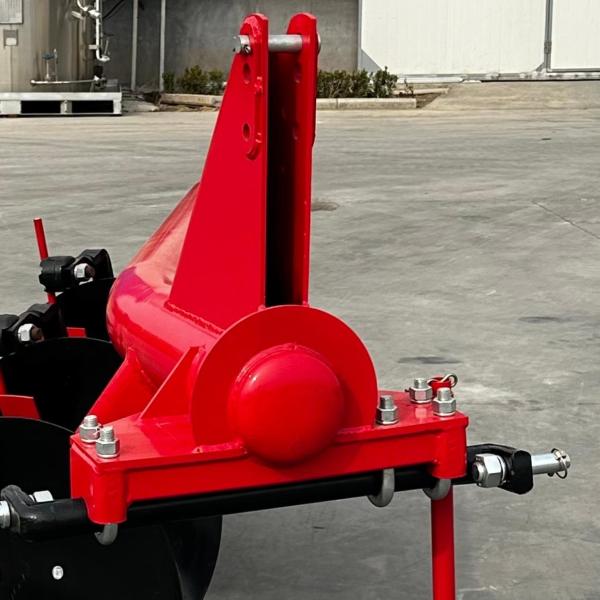 Agricultural Tillage Equipment Tractor Disc Plough 1lyx-330 900mm Working Width