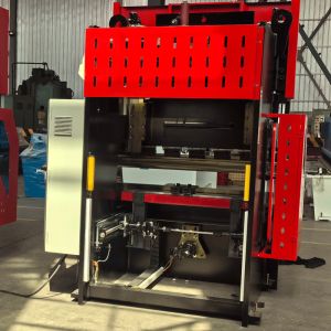 Automatic Hydraulic CNC Bending Machine Hydraulic CNC Press Brake 5 Axis For