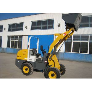 Diesel Small Tractor Front End Loader , Hydraulic CS910 Articulated Wheel Loader
