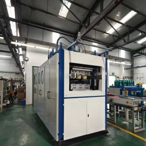 Used high-speed auto plastic cup and plate making machine