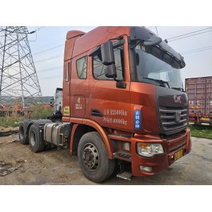 QCC4252D654 Used Truck Tractors C&C U380 Second Hand Truck 6x4