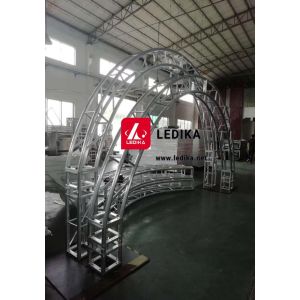 SN1100mm * 600mm Aluminum Square Truss Multi-purpose And Flexible For Concert