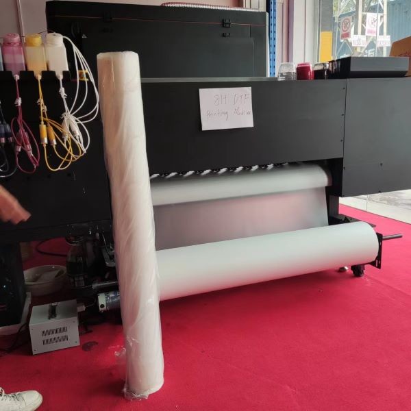 Wrapping Triangular Round Hole Perforated Kraft Paper 68gsm Uncoated