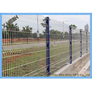 PVC Coated Security Wire Mesh Fence With 3D Curved For Farm And Cattle