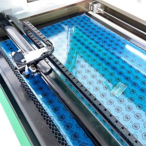 Industrial CO2 Hydrogel Film Cutting Machine 60W 80W 100W