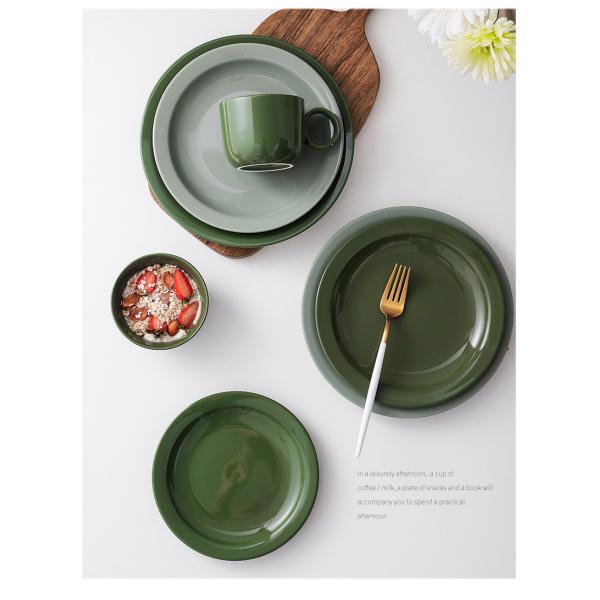 Round Atrovirens Colored Porcelain Dinnerware Versatile For Restaurants
