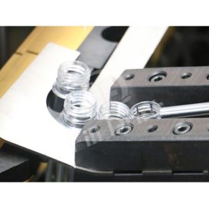 4 Cavity Plastic Automatic PET Bottle Blow Moulding Machine 4000BPH