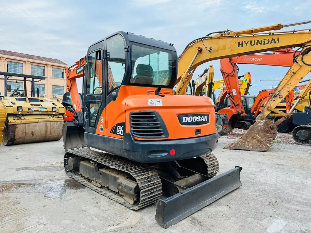 Korea High-Quality Dx60 Used Doosan Excavator Crawler Hydraulic Excavator for Hot Sale