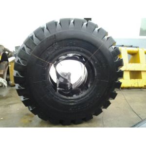 High quality tyre for XCMG wheel loader LW300KN,XCMG wheel loader spare part,hot