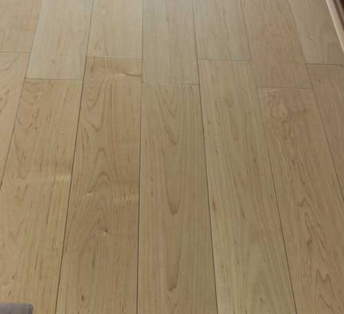 Canadian Hard Maple Engineered hardWood Flooring with smooth surface and natural