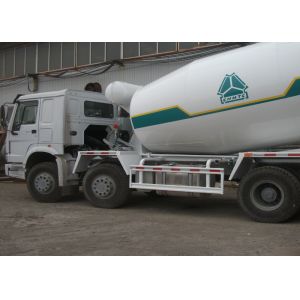 SINOTRUK HOWO Concrete Mixer Truck 14CBM 371HP 8X4 LHD ZZ5317GJBN3261W