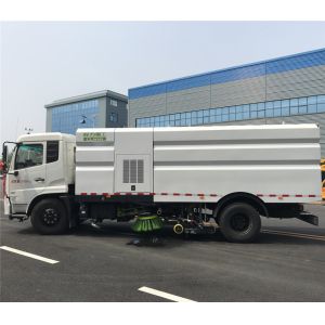 4x2 Driving High Pressure Road Sweeper Truck 3-20km/H Clean Speed