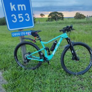 Adults Complete Carbon Bike Shockingproof Mountain Bicycle 11 Speed