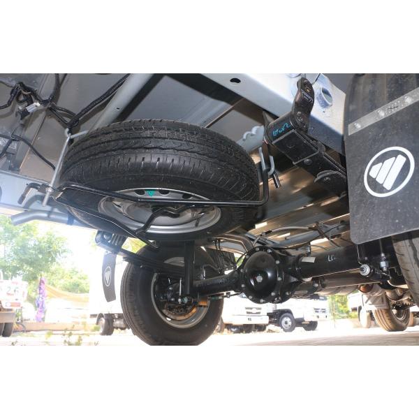 Box Truck Van Loading 2 Tons Foton Cargo Truck Wingspan Box 3 Meters Long One Row Cab