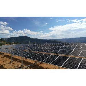 1500V High Efficiency Solar 1P Tracker With Slewing Drive Tilt sensor close loop