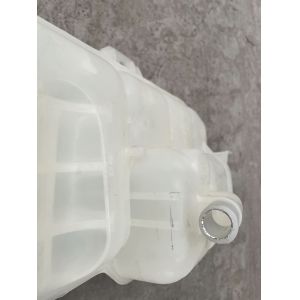 Original Sino Truck Spare Parts Expansion Tank WG9719530260
