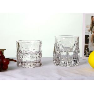 Transparent 260ml 95mm Square Crystal Whiskey Glasses Butterfly Embossed