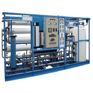 Danfoss / Grundfos Pump Seawater Desalination System With 6.5Mpa Operating