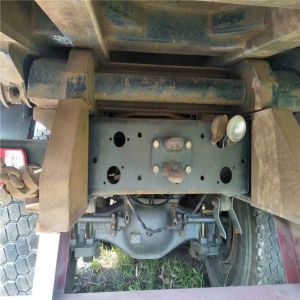 Secondhand 10 WHEELS Low price 6x4 used sinotruk howo tractor truck for sale