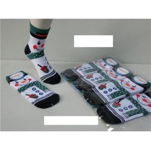 Colorful fashion christmas design winter AZO-free cotton socks for women