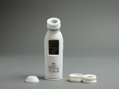 3V CR2032 Infrared Forehead Thermometer with back-lit for easy reading, fever