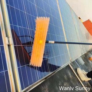 PV Panel Cleaning with 35cm Length Carbon Fiber Holder and Water Splash Nylon