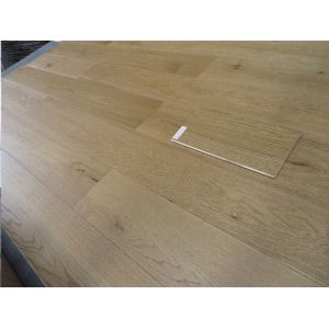 China Vanished Russian White Oak Engineered Hardwood Flooring Multi Layers on sale