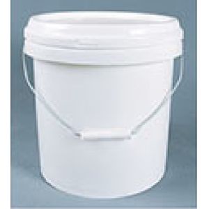 China 10L Portable Plastic Chemical Bottles , Sealing Plastic Paint Bucket With Cover on sale