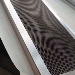 Customizable Oversized Stainless Steel Honeycomb Ventilation Honeycomb Plate